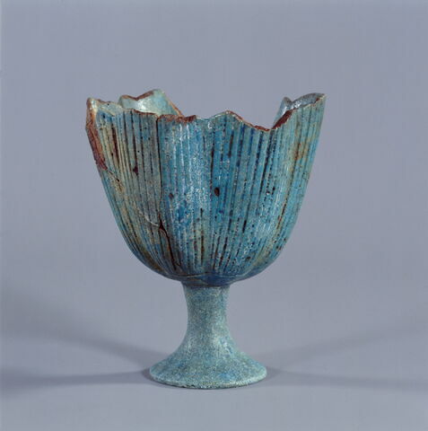 calice ; vase, image 1/1