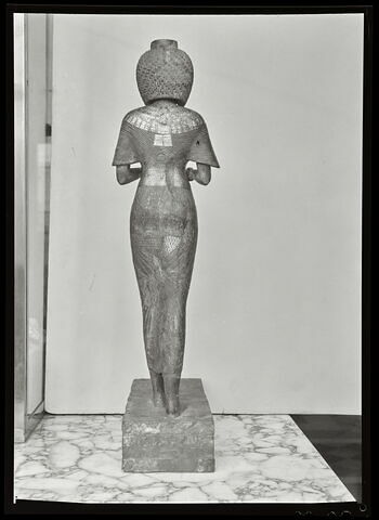 Statue de Karomama, image 23/25