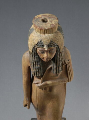 Statue d'Iahmès-Néfertari, image 16/30