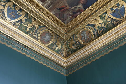 Plafond : François Ier, accompagné de la reine de Navarre, sa soeur, et entouré de sa cour, reçoit les tableaux et les statues rapportés d'Italie par le Primatice, image 4/22