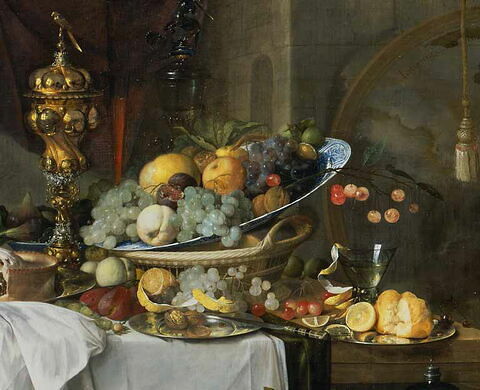 Fruits et riche vaisselle sur une table, dit autrefois Un dessert, image 4/6