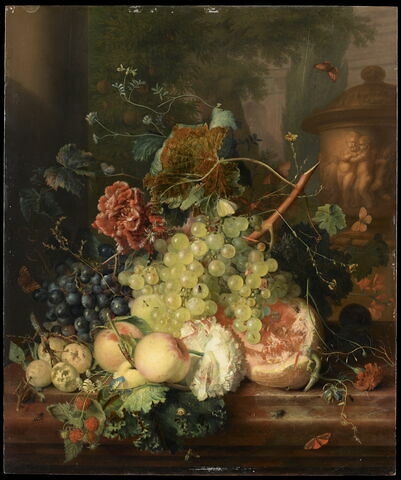 Fruits et fleurs près d'un vase orné d'amours, image 1/2