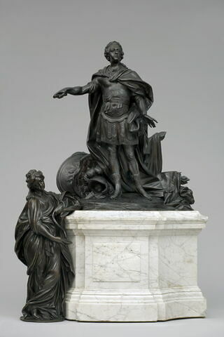 Louis XV en costume de général romain, image 2/17