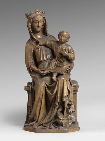 La Vierge assise portant l'Enfant et foulant aux pieds un dragon, image 1/13