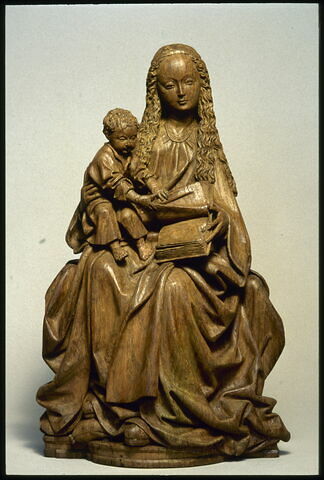 La Vierge à l'Enfant assise sur un pliant, image 2/9