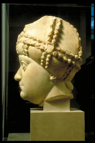 Tête de l'impératrice byzantine Ariane (474-515) ?, image 7/8
