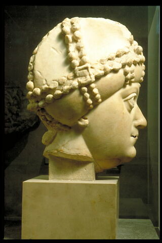 Tête de l'impératrice byzantine Ariane (474-515) ?, image 8/8