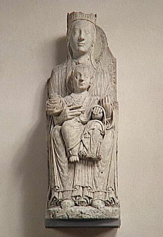 La Vierge assise portant l'Enfant, image 1/8