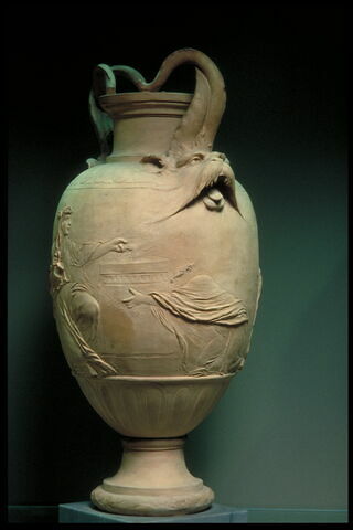 Vase avec décor de cinq femmes faisant un sacrifice, image 15/15