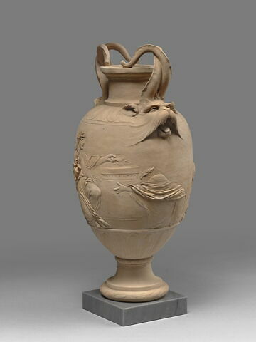 Vase avec décor de cinq femmes faisant un sacrifice, image 4/15