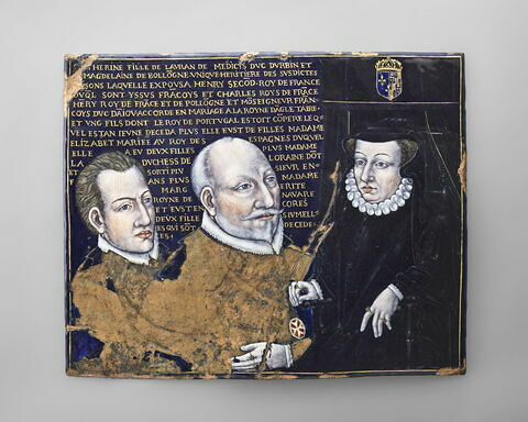 Plaque : Catherine de Médicis et deux hommes