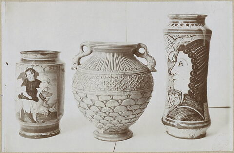 Vase ovoïde à deux anses en forme de dauphins, image 6/7