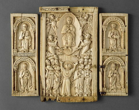Triptyque en ivoire : Ascension. Saints.