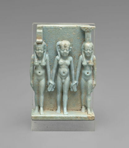 Amulette : trois divinités égyptiennes, image 1/3
