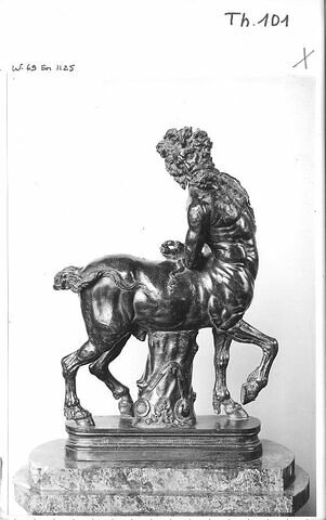 Statuette : Centaure