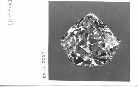 Diamant rose à cinq pans dit Diamant Hortensia, image 3/3