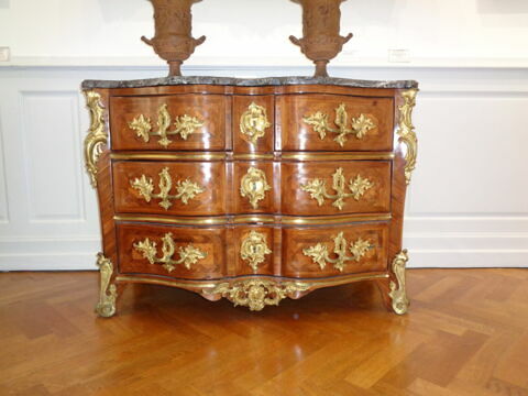 Commode, image 1/1