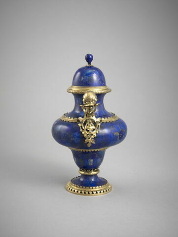 Vase en lapis-lazuli, image 4/6