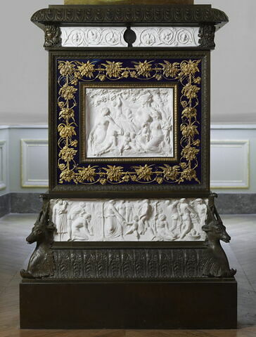 Grand vase de la galerie de Diane au château de Saint-Cloud, image 2/16