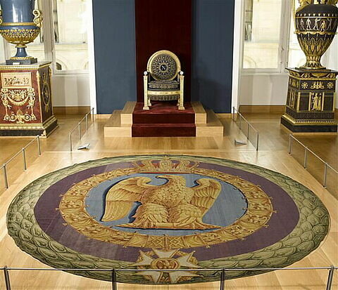 Fauteuil du trône de Napoléon Ier aux Tuileries, image 2/9
