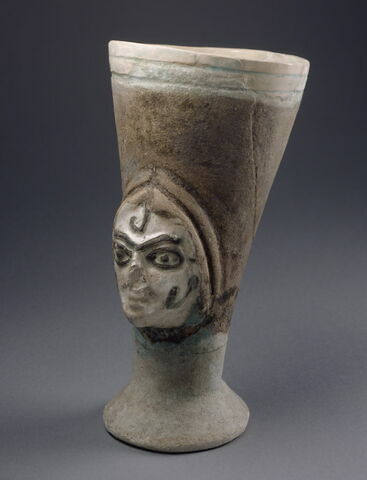vase, image 3/5