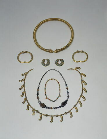 collier, image 2/4