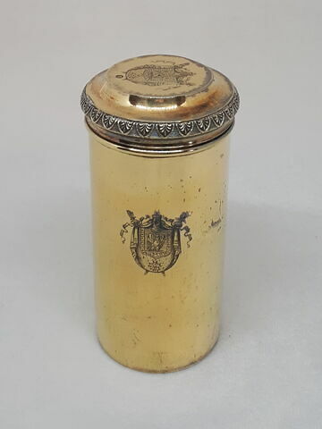 Boîte cylindrique du nécessaire de Napoléon Ier puis du tsar Alexandre Ier