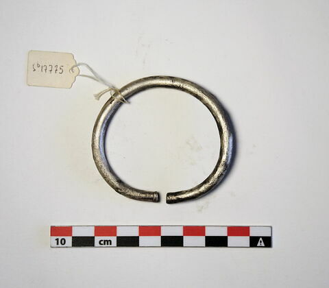 bracelet, image 1/3