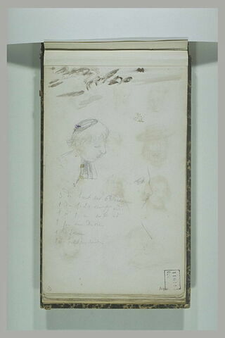 Prêtre en buste ; tête ; note manuscrite ; oiseau