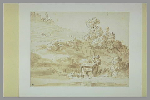 Paysage avec une petite maison, au bas d'une colline boisée, image 1/1