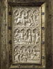 Manuscrit de Denis l'Aréopagite, recouvert d'une reliure sertissant deux feuillets d'un diptyque de la Passion, image 3/18
