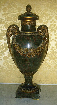 Vase, image 1/5