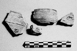 sculpture, fragment, image 2/2
