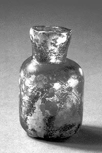 flacon cylindrique, fragment, image 2/4