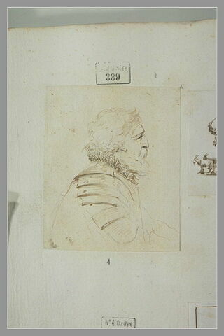 Guerrier, vu en buste, de profil vers la droite, image 1/1