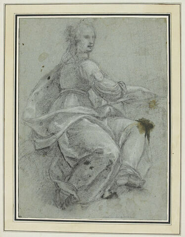 Femme drapée, assise, tournée vers la droite, les mains sur un clavecin