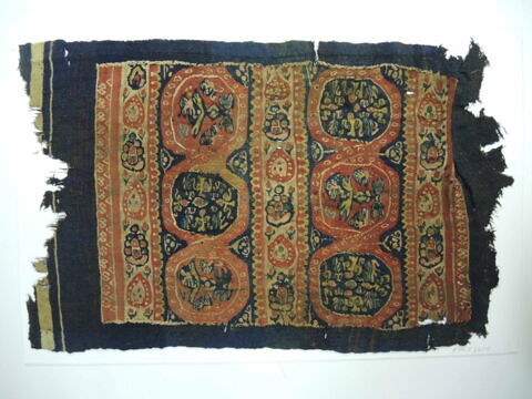 manche d'habit ; bande de poignet ; fragment, image 2/2