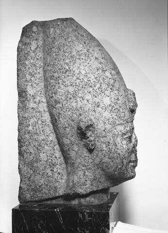Tête de Nectanebo I, image 4/5