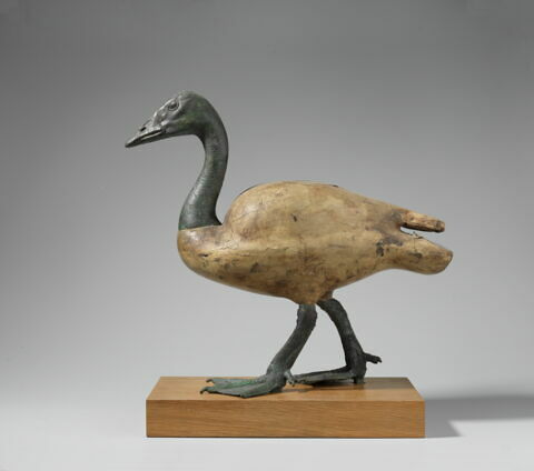 statue, image 6/13