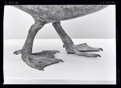 statue, image 10/13