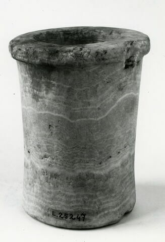 vase ; vase simulacre, image 1/1