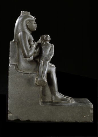 figurine d'Isis allaitant, image 3/5