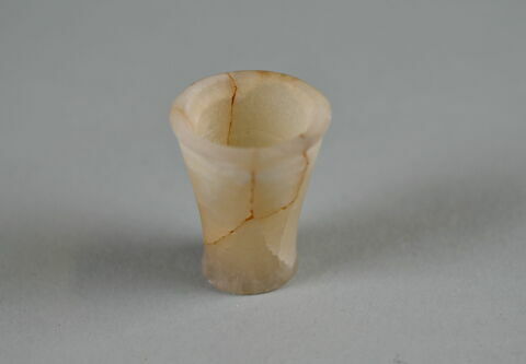 godet ; vase à onguent  ; vase miniature, image 1/2