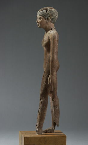 statue, image 2/4