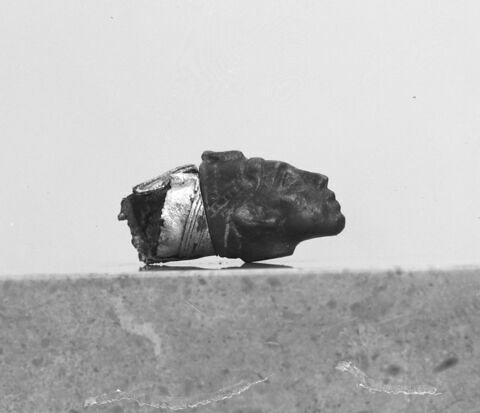 figurine ; extrémité de collier, image 4/4