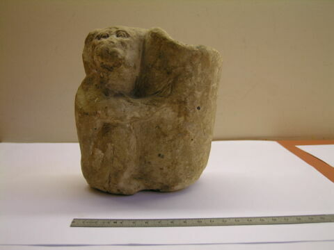 figurine ; vase plastique, image 2/2