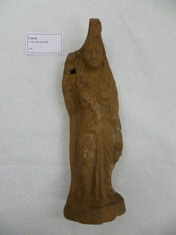 figurine d'Isis