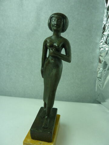 figurine, image 2/7