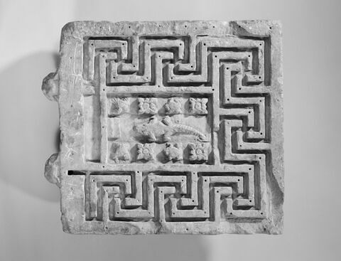 table d'offrandes en labyrinthe, image 6/7