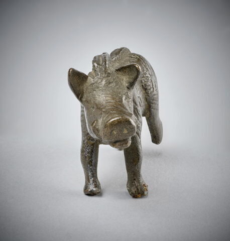 figurine, image 2/4